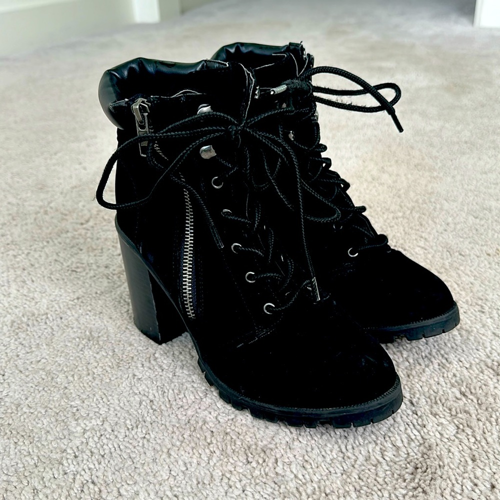 Qupid Black 4 Inch Heel Boots